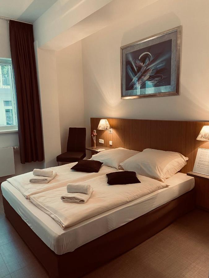 Gastehaus An Der Messe Hotel ฮัมบูร์ก ภายนอก รูปภาพ